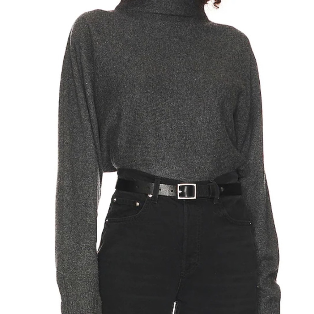 Wren Dolman Sleeve Pullover in Charcoal